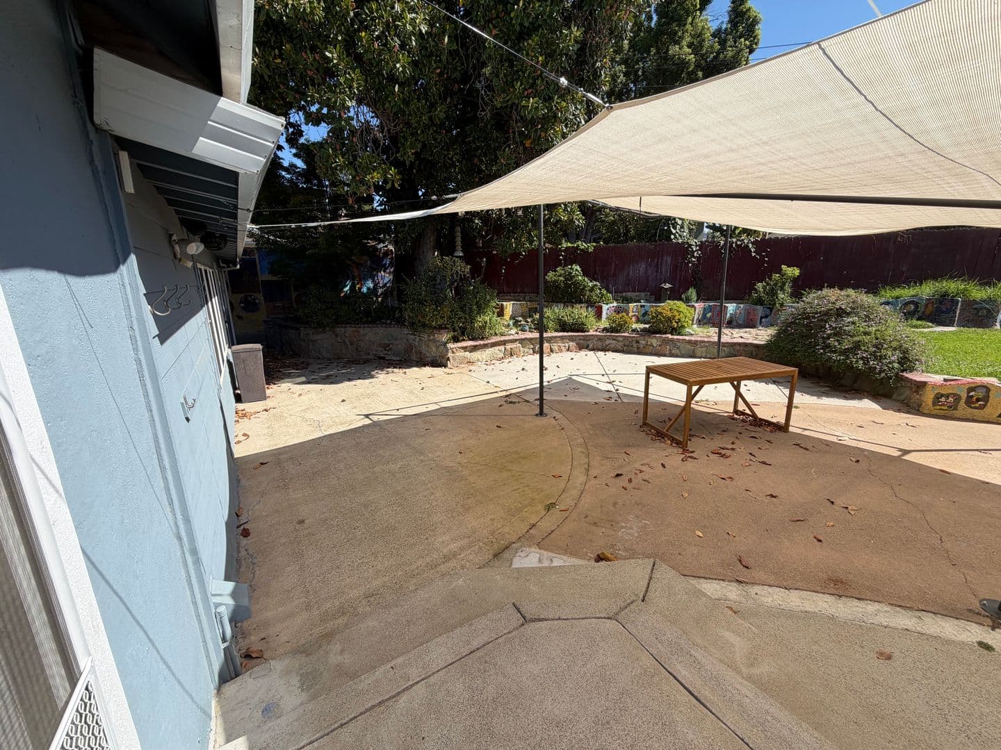 Fair Oaks House: 7210 Zelinda Drive