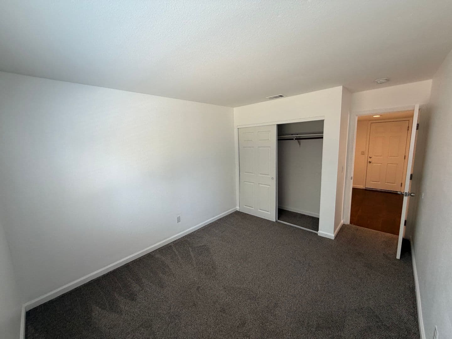 Sacramento House: 8492 Hermitage Way