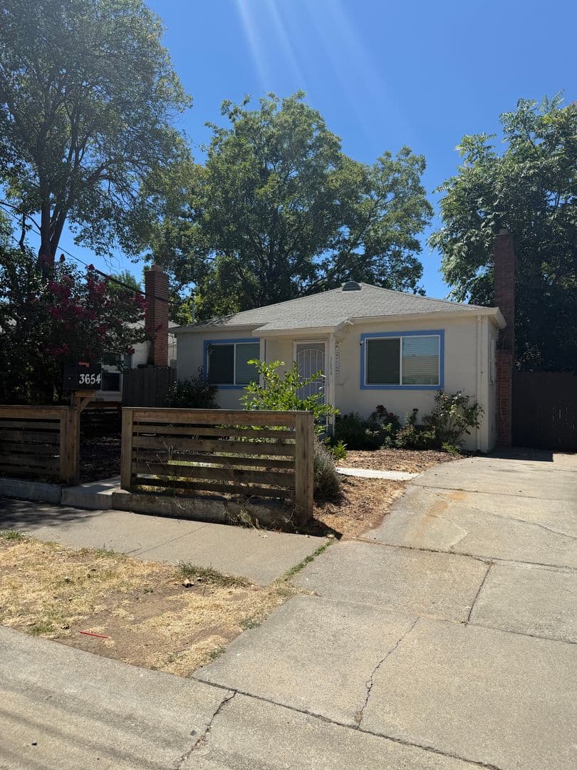 Sacramento Multiplex: 3654 52nd Street