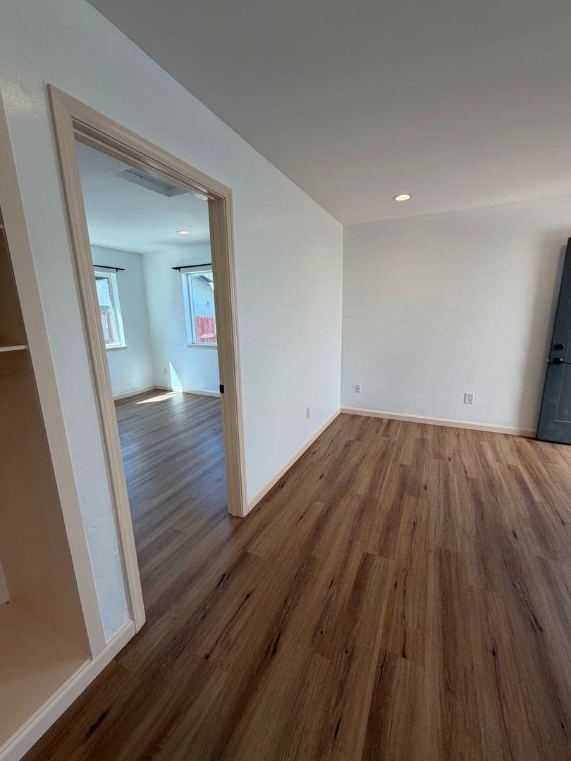 Fair Oaks House: 7210 Zelinda Drive