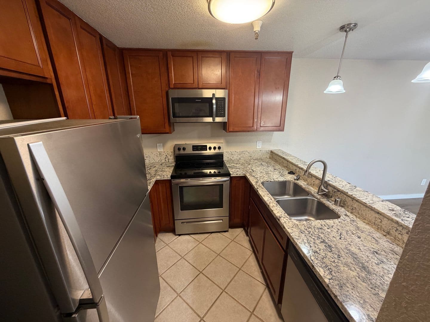 Sacramento House: 1019 Dornajo Way #217