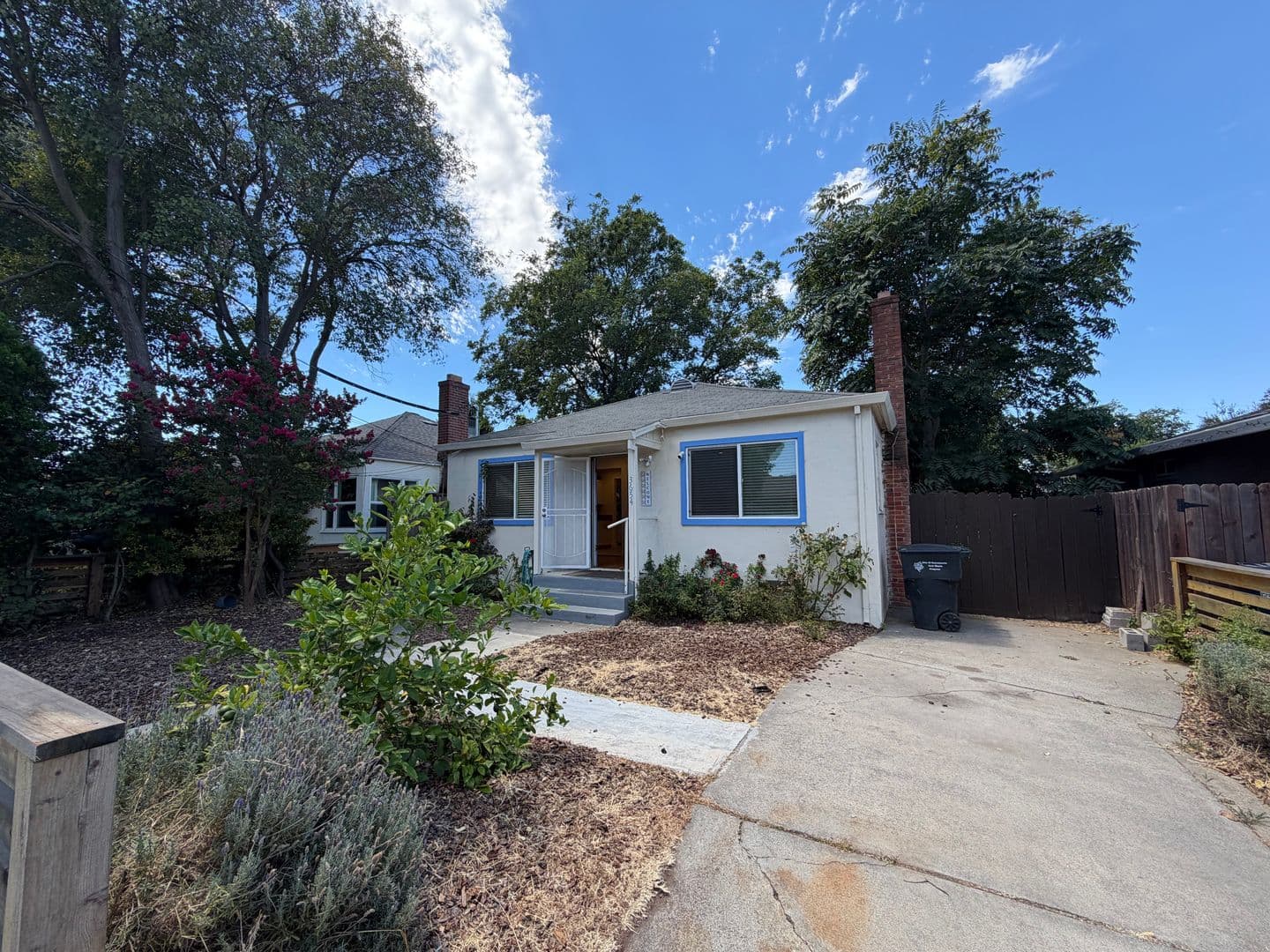 Sacramento Multiplex: 3654 52nd Street