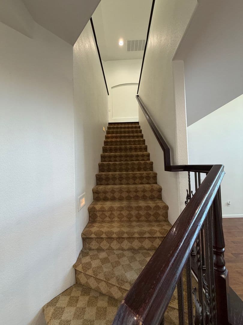 Sacramento House: 3019 Palmate Way