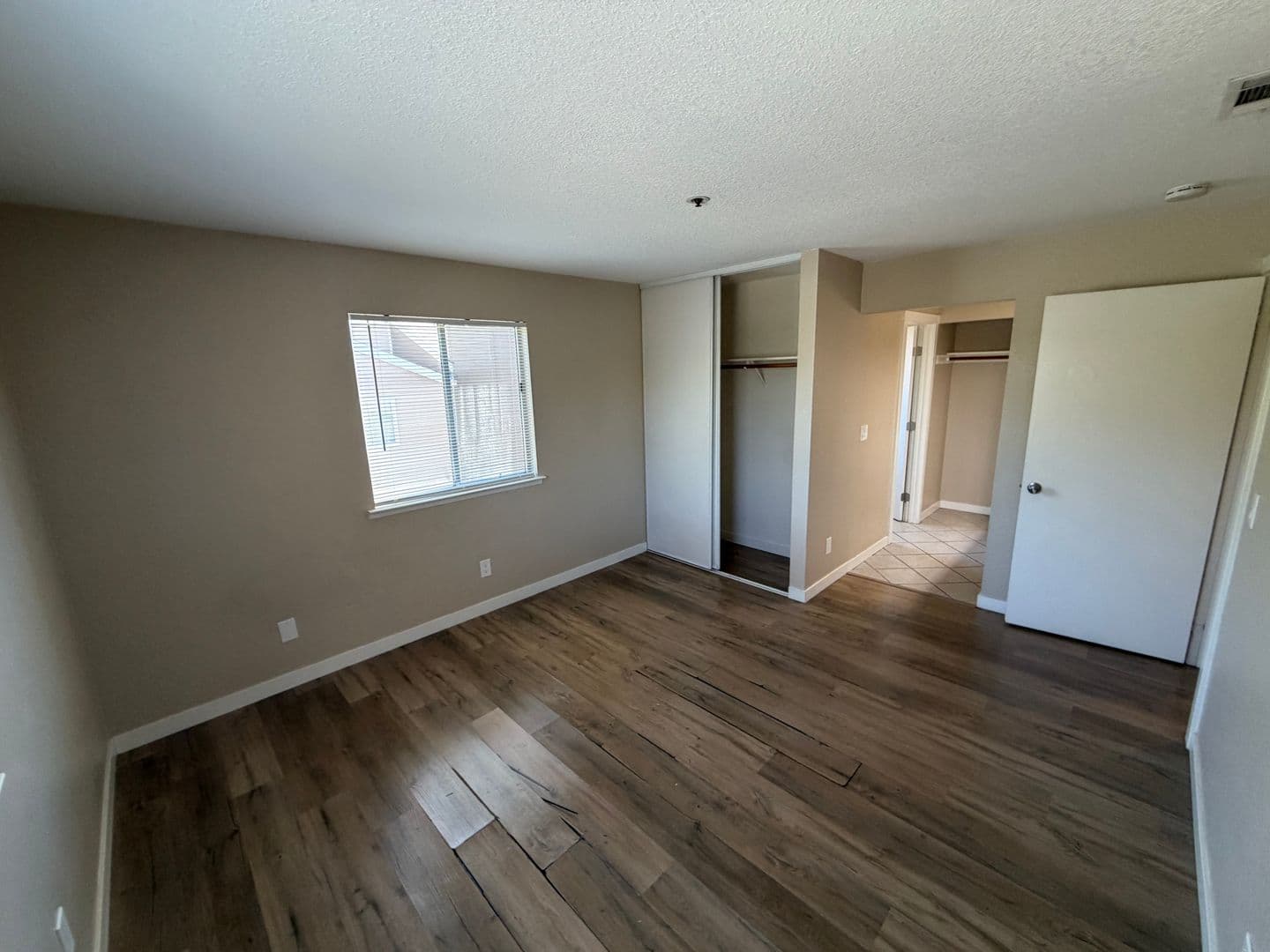 Sacramento House: 1019 Dornajo Way #217