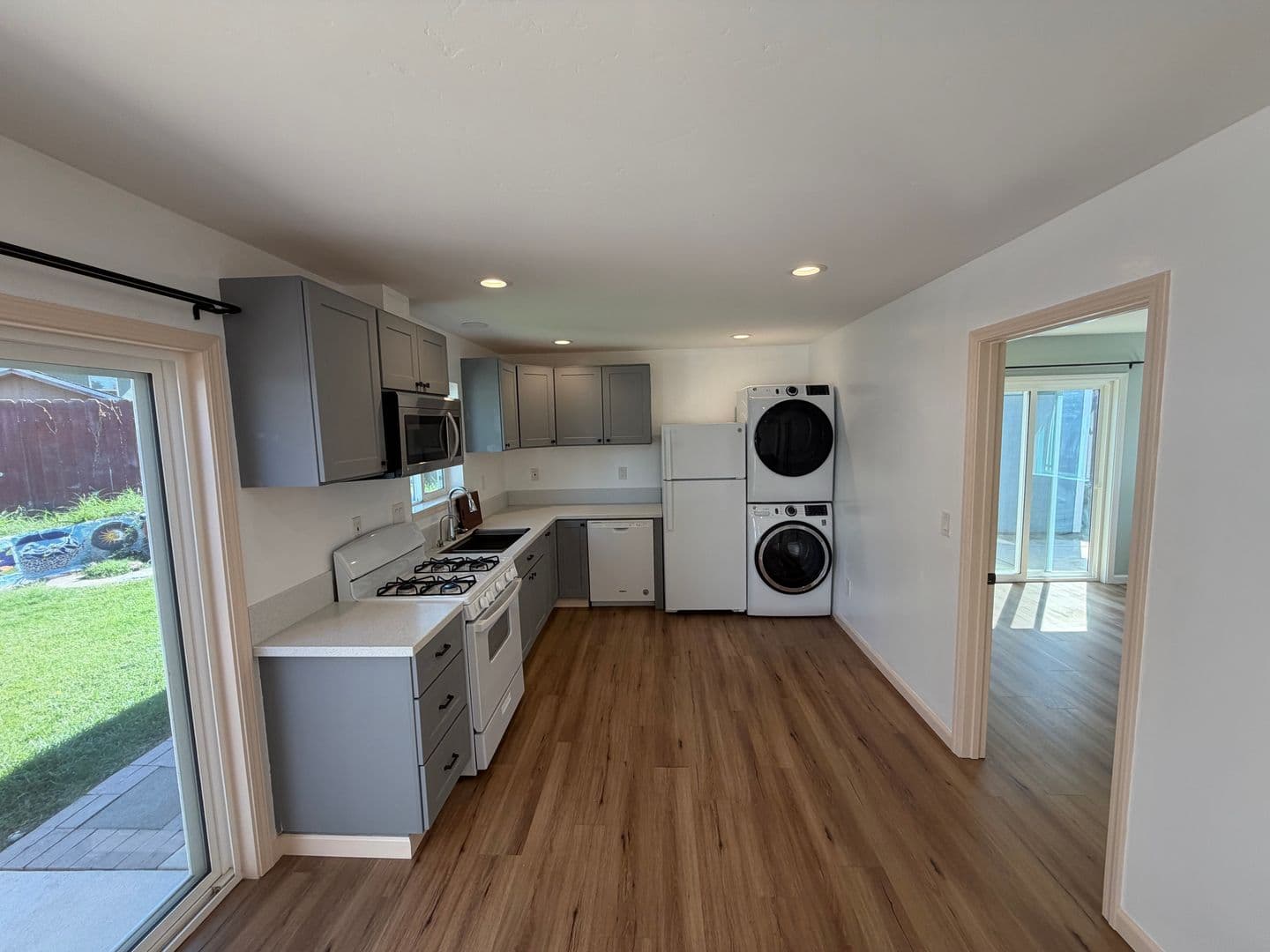 Fair Oaks House: 7210 Zelinda Drive