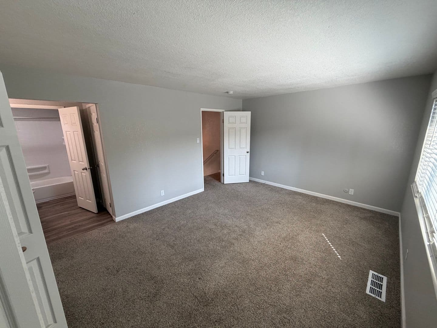 Carmichael Apartment: 5840 Fair Oaks Blvd #11