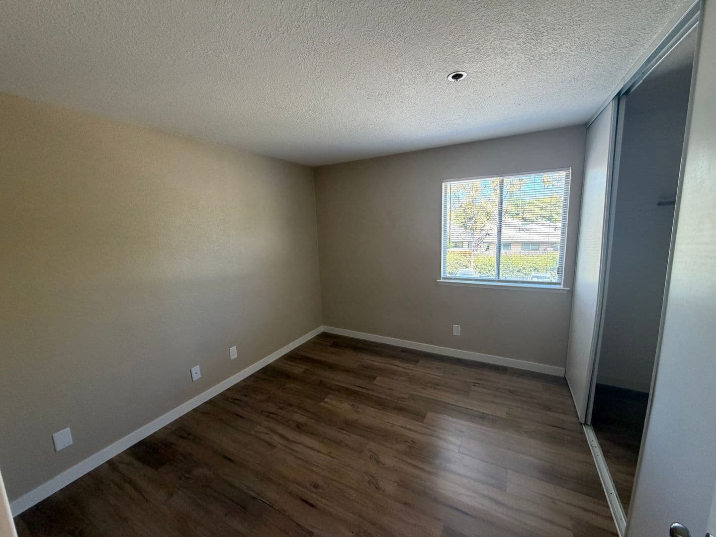Sacramento House: 1019 Dornajo Way #217