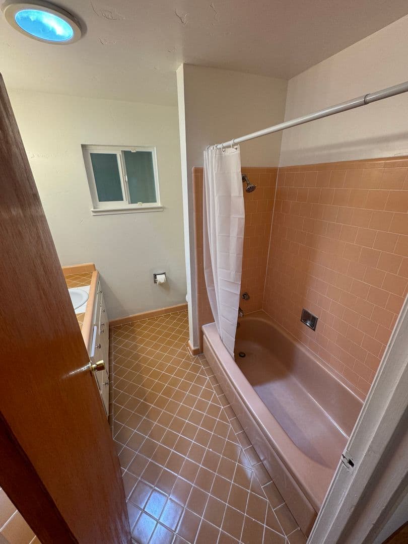 Sacramento Multiplex: 1449 Gary Way