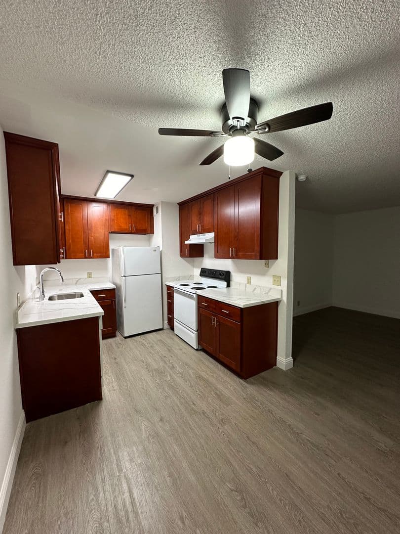 Sacramento Apartment: 3259 Marshall Way #10
