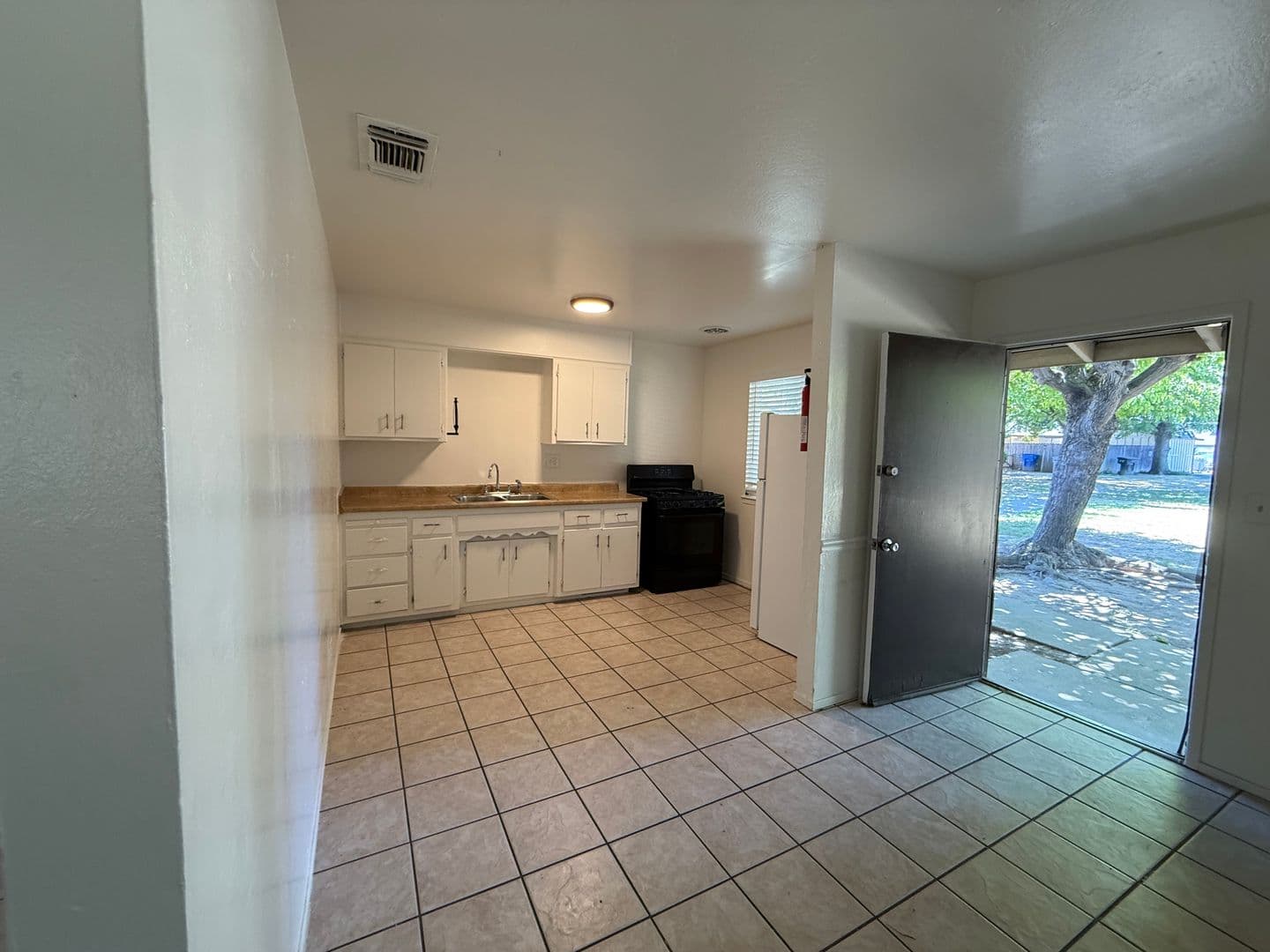 Sacramento Multiplex: 2629 29th Ave