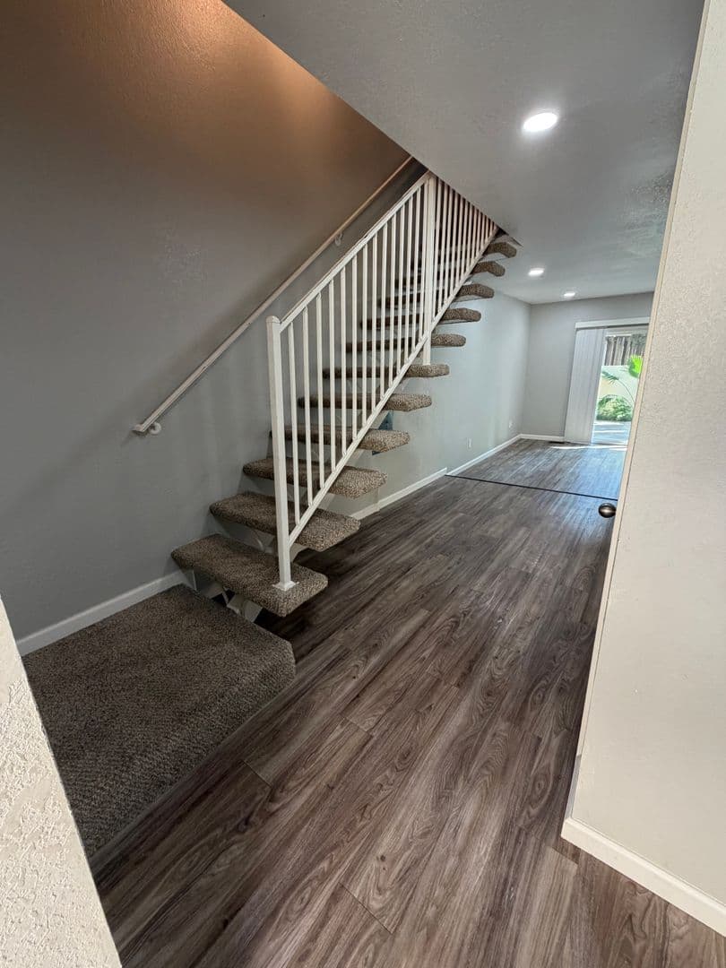 Carmichael Apartment: 5840 Fair Oaks Blvd #11