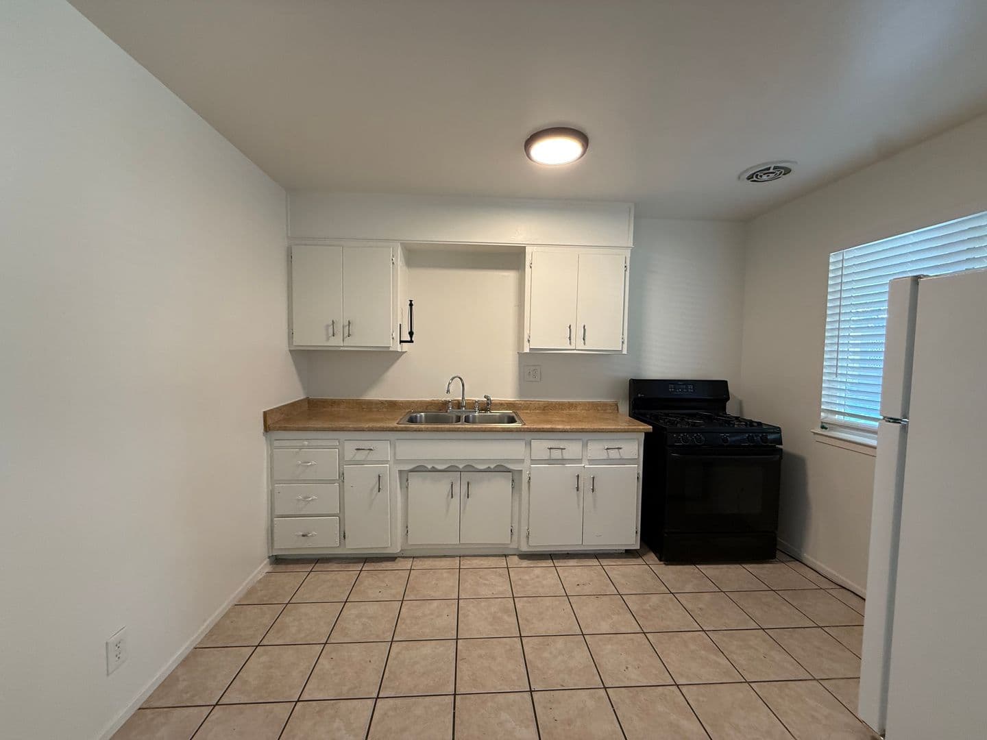 Sacramento Multiplex: 2629 29th Ave