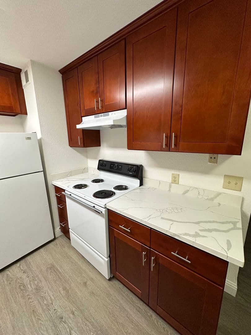 Sacramento Apartment: 3259 Marshall Way #10