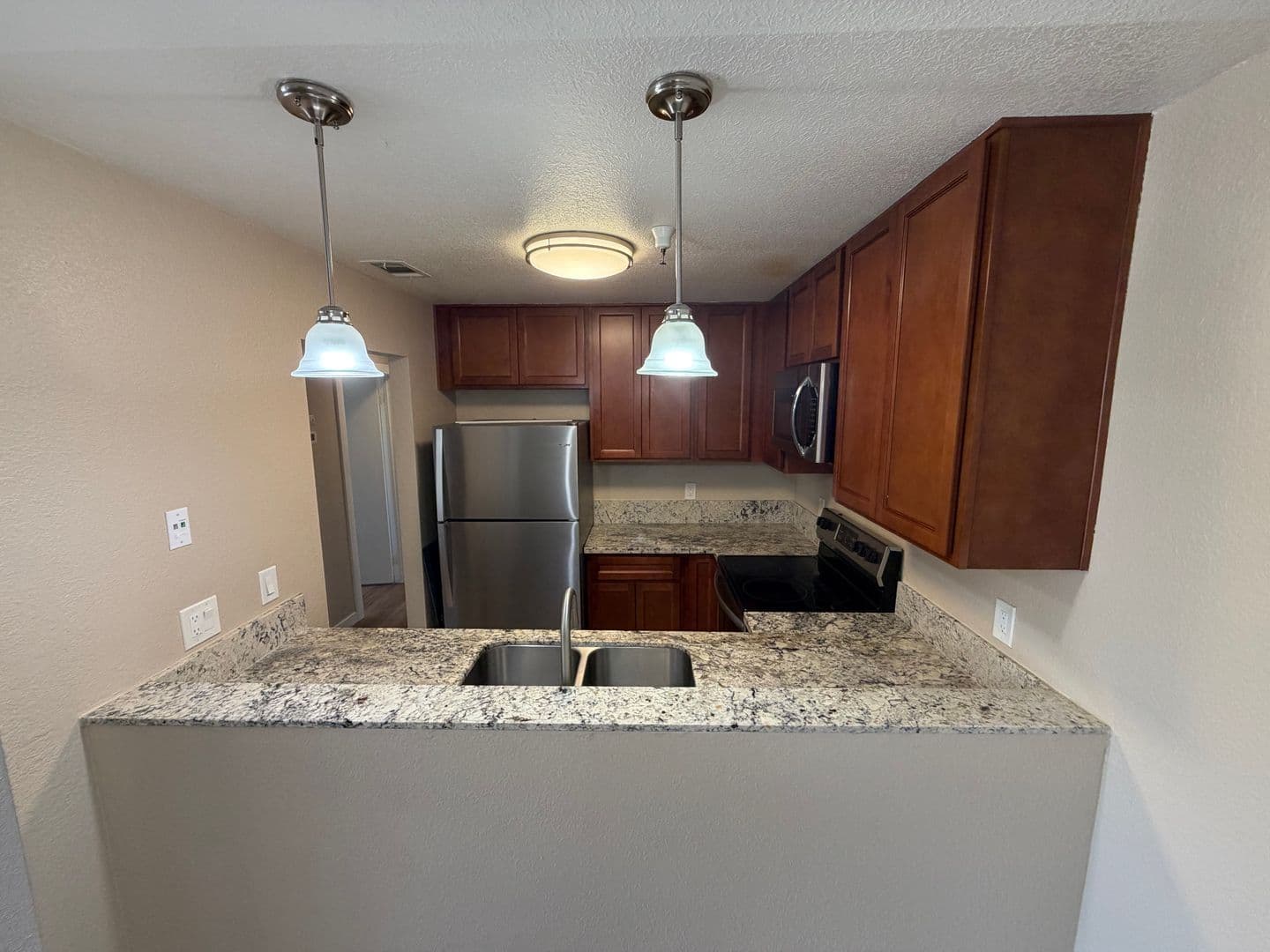 Sacramento House: 1019 Dornajo Way #217