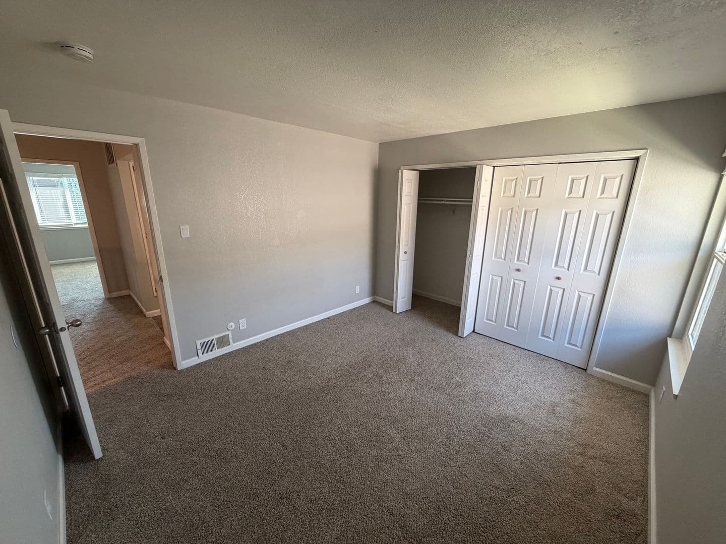 Carmichael Apartment: 5840 Fair Oaks Blvd #11
