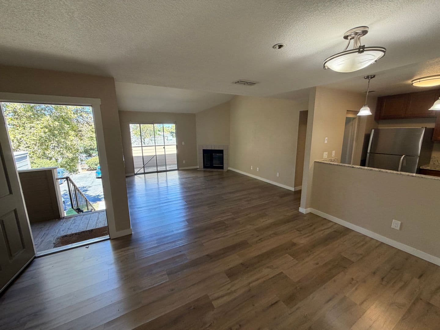 Sacramento House: 1019 Dornajo Way #217