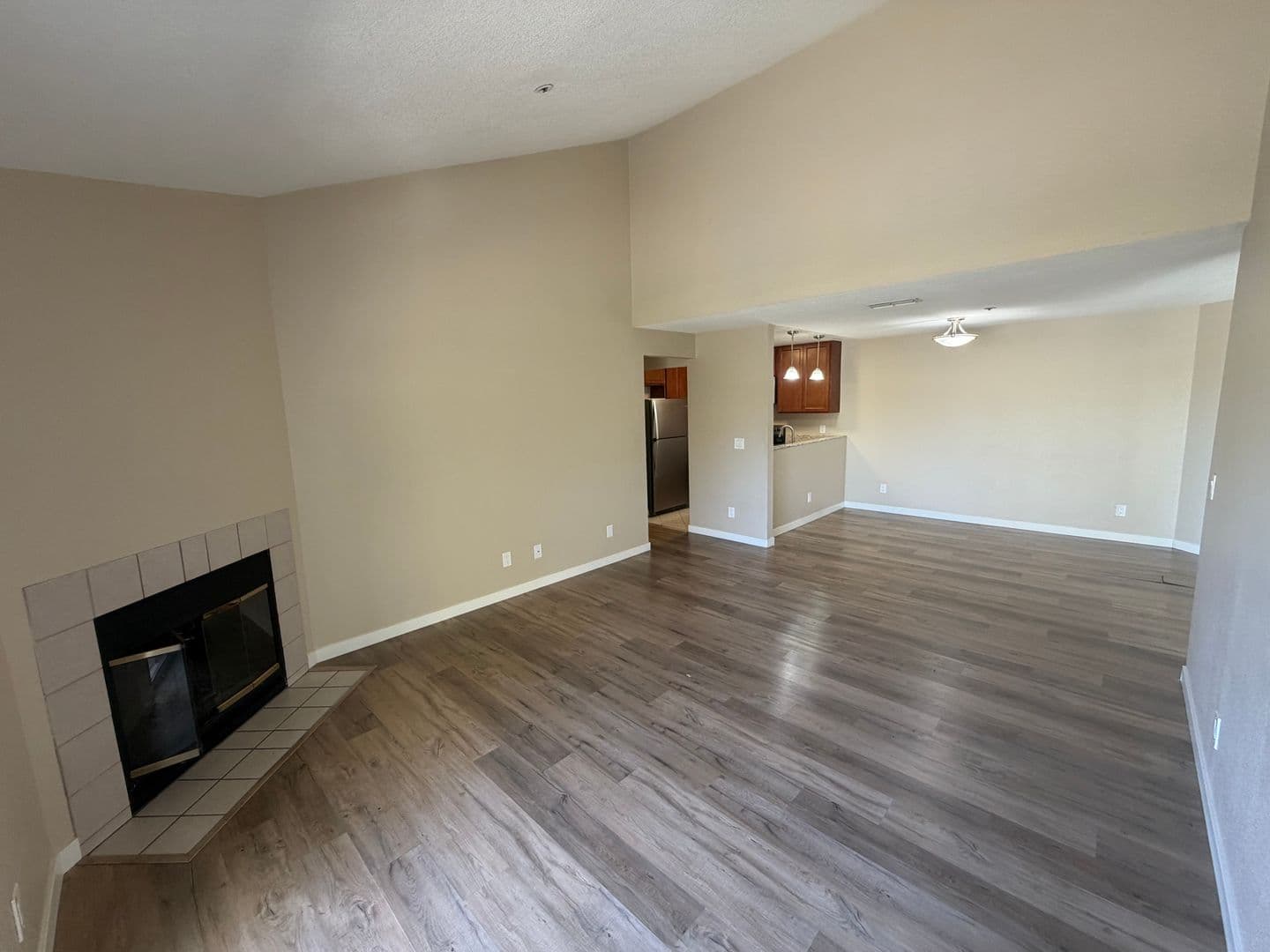 Sacramento House: 1019 Dornajo Way #217