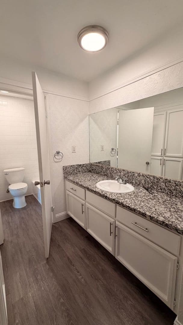 Carmichael Apartment: 5840 Fair Oaks Blvd #5