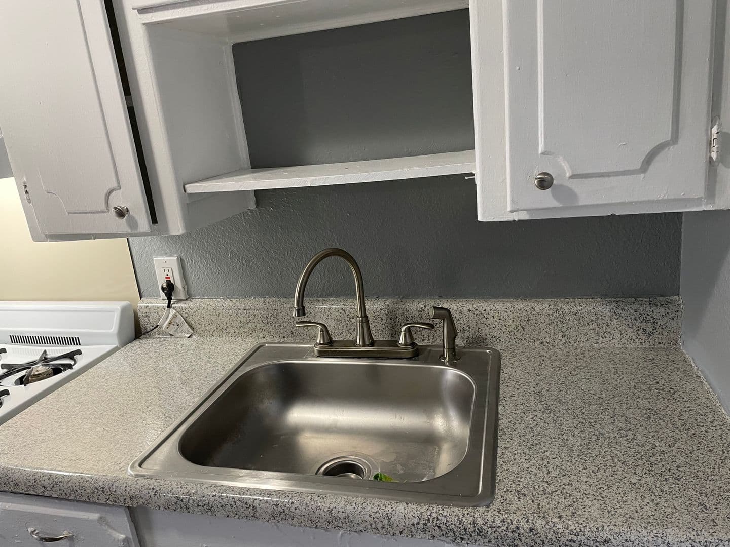Grand Prairie Apartment: 2377 Dalworth St