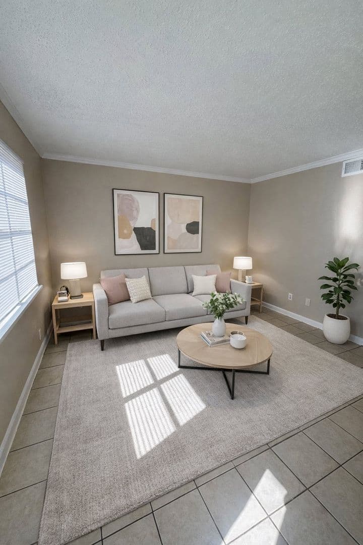 Dallas Apartment: 1441 N Jim Miller Rd