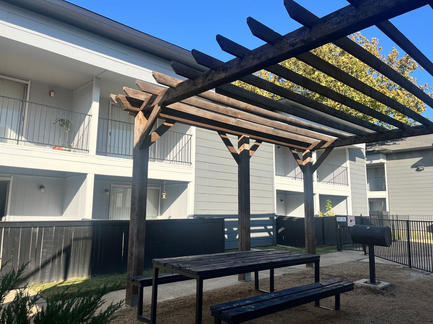 Dallas Apartment: 2838 Royal Lane