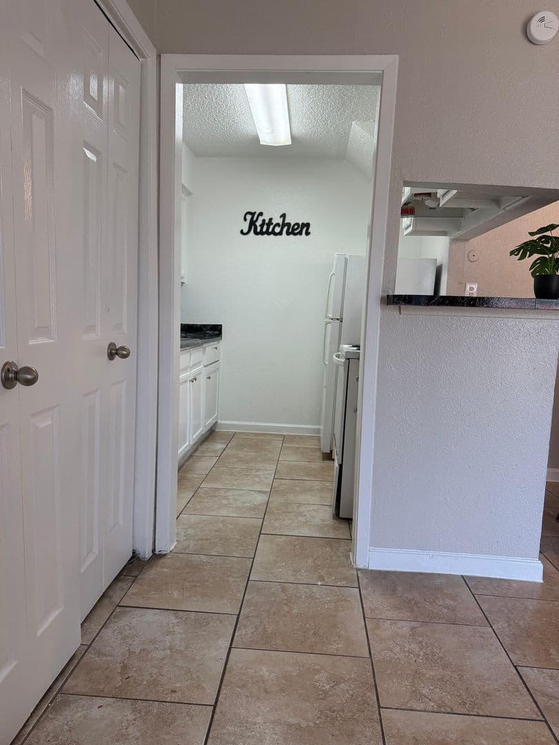 Dallas Apartment: 11511 Ferguson Rd