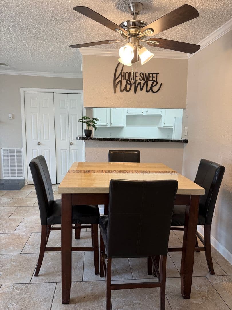 Dallas Apartment: 11511 Ferguson Rd