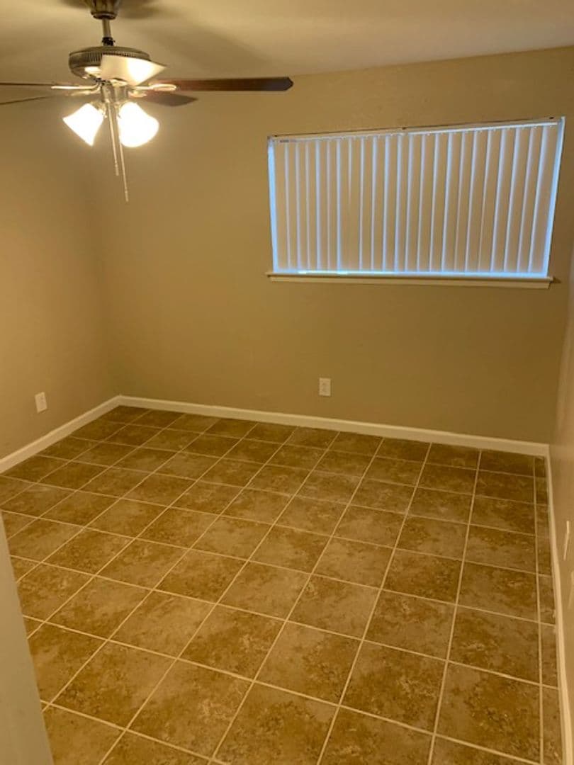 Dallas Apartment: 9874 Dale Crest Dr