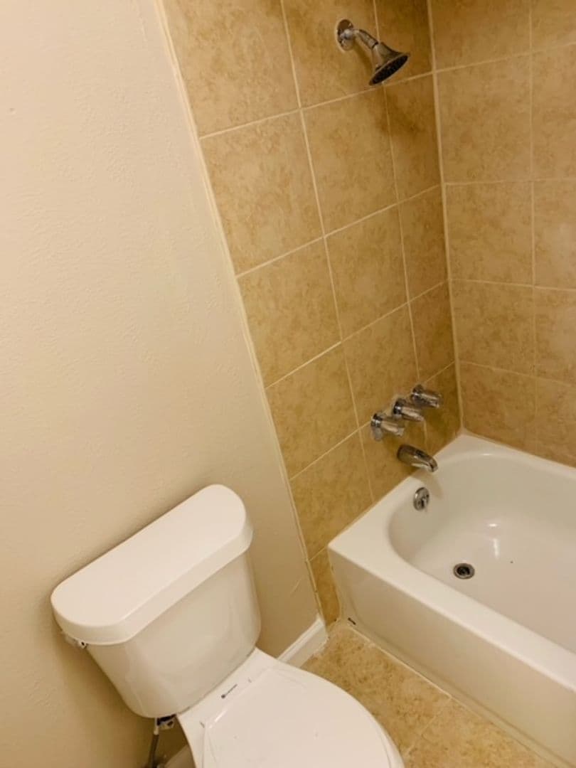 Dallas Apartment: 9874 Dale Crest Dr