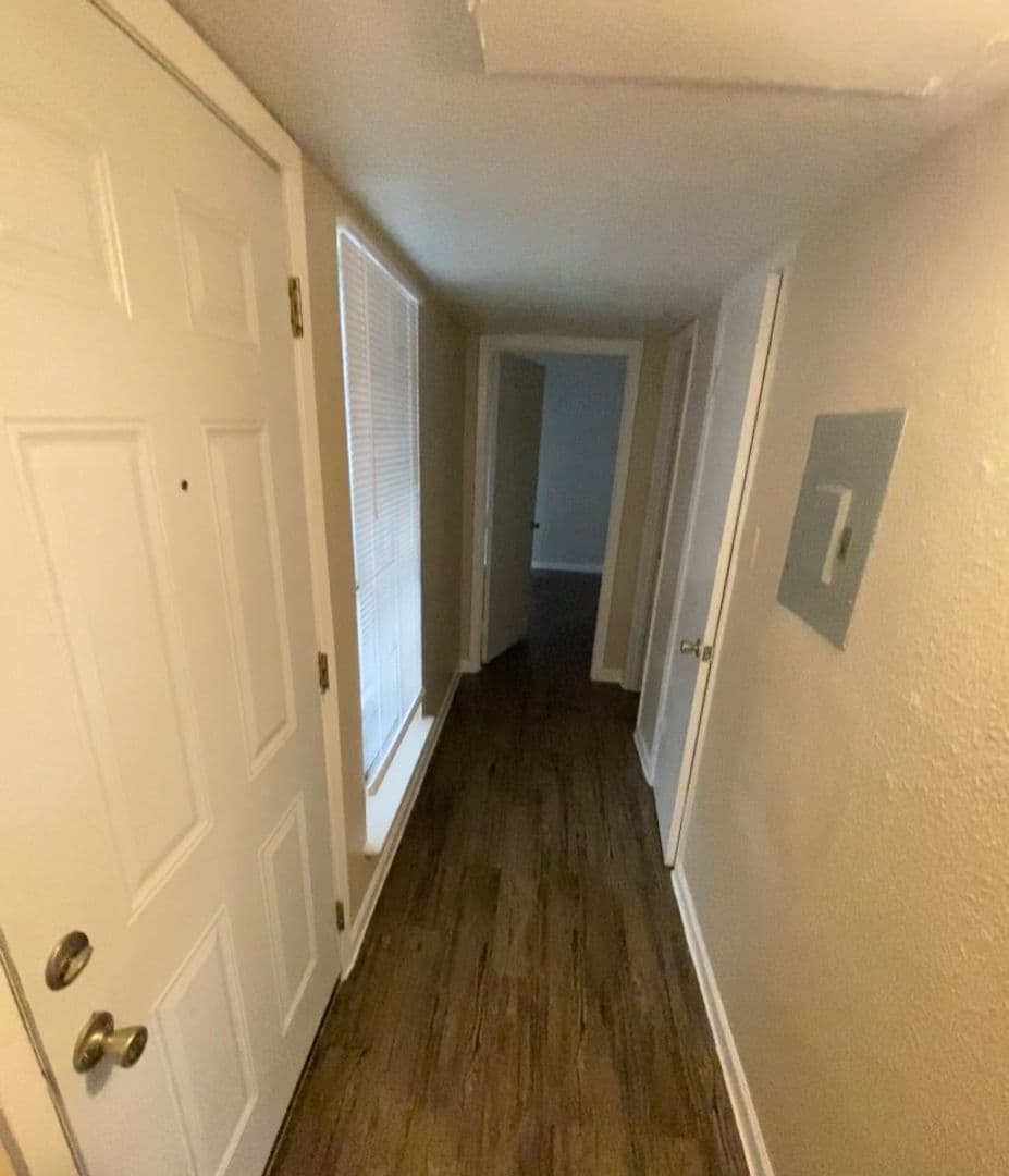 Dallas Apartment: 8039 Chariot Dr