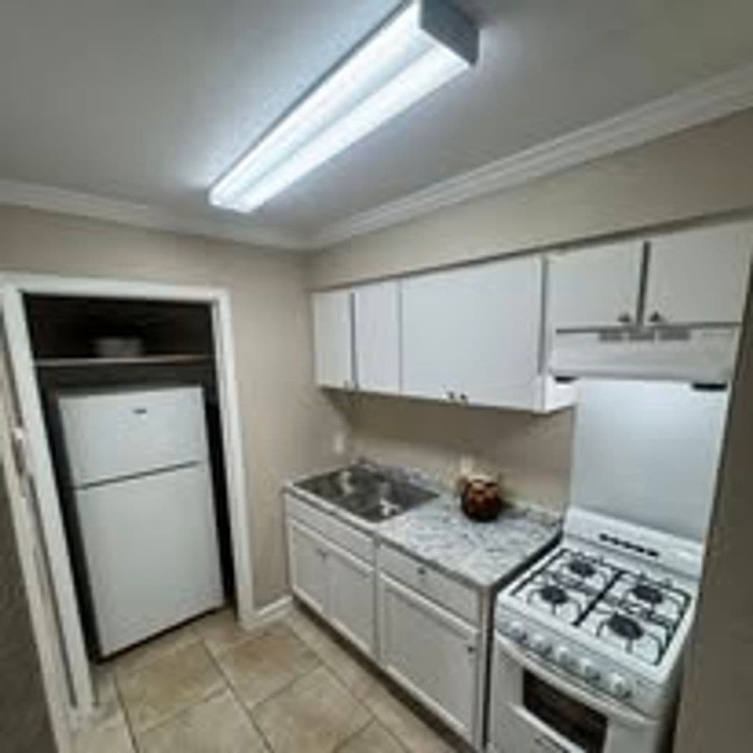 Dallas Apartment: 7303 Ferguson Rd