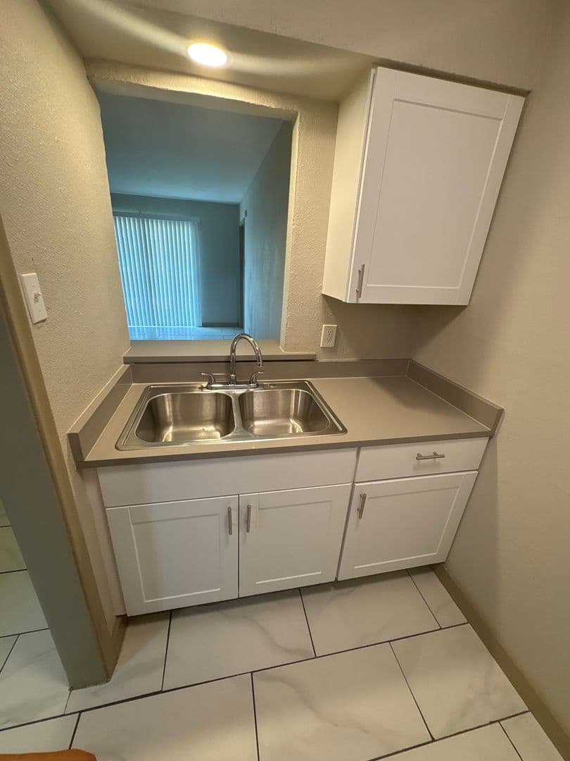 Dallas Apartment: 3514 Nogales Dr