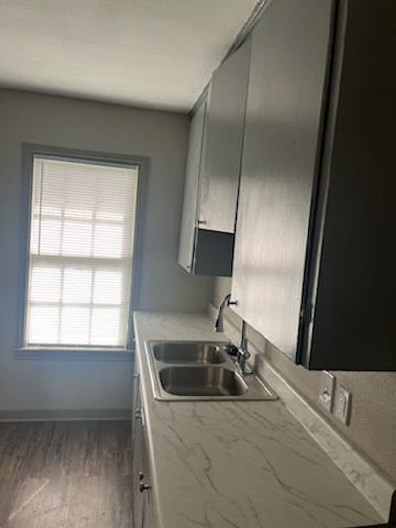 Corpus Christi Apartment: 100 Buccaneer Dr