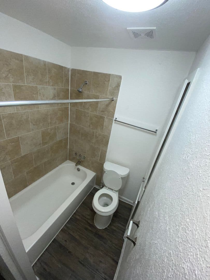 Dallas Apartment: 8039 Chariot Dr
