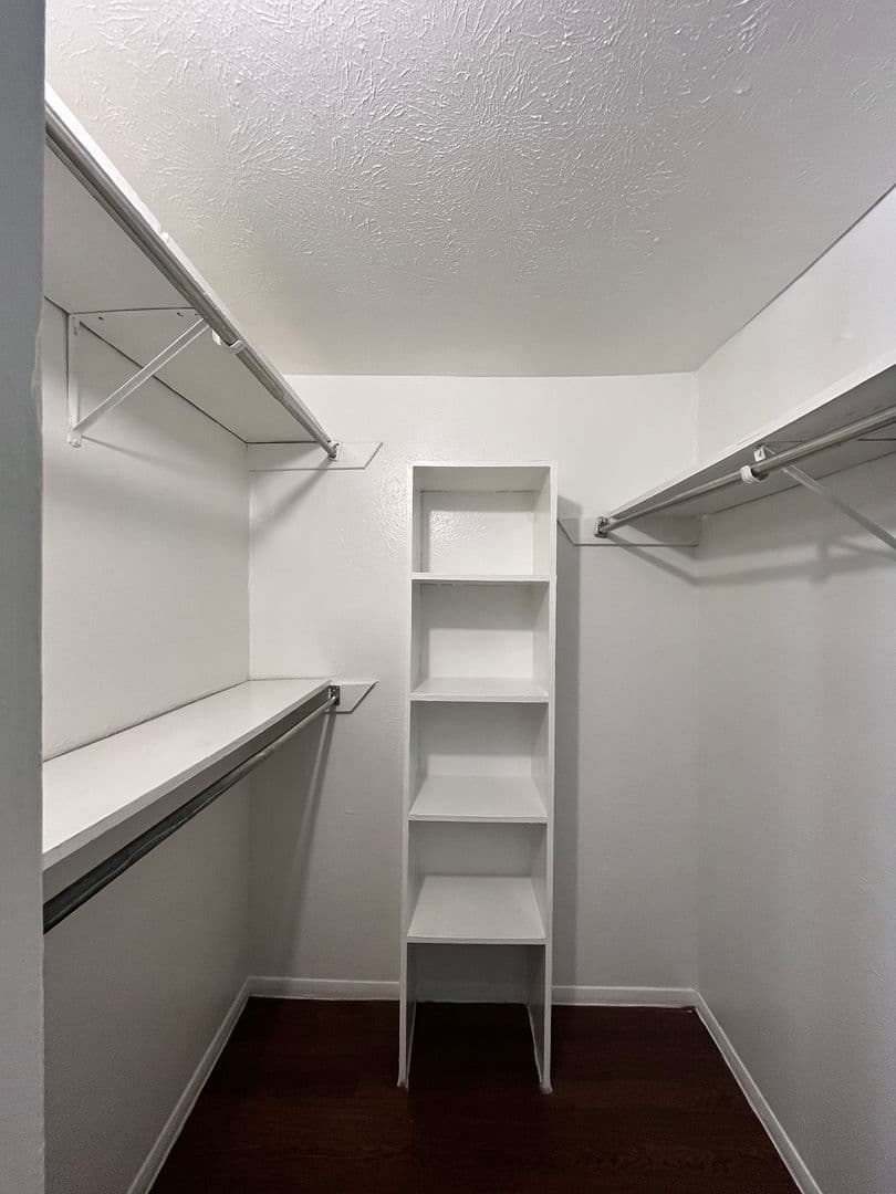 Dallas Apartment: 2838 Royal Lane