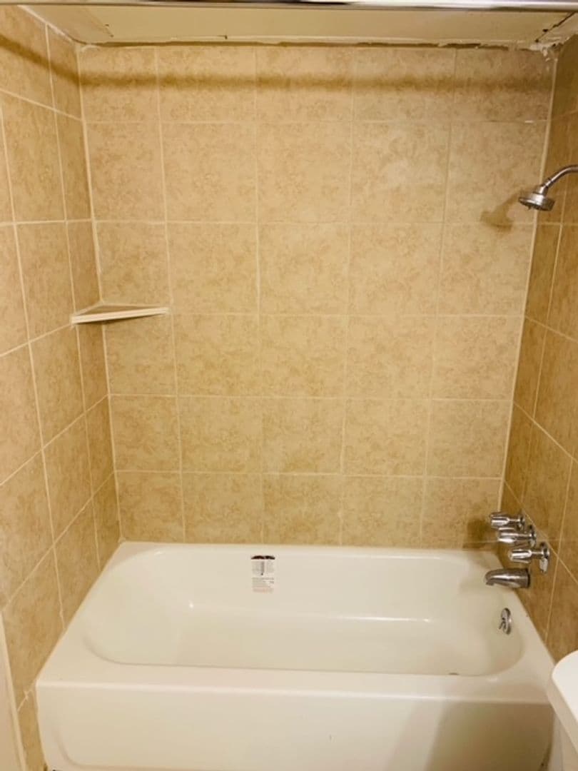 Dallas Apartment: 9874 Dale Crest Dr