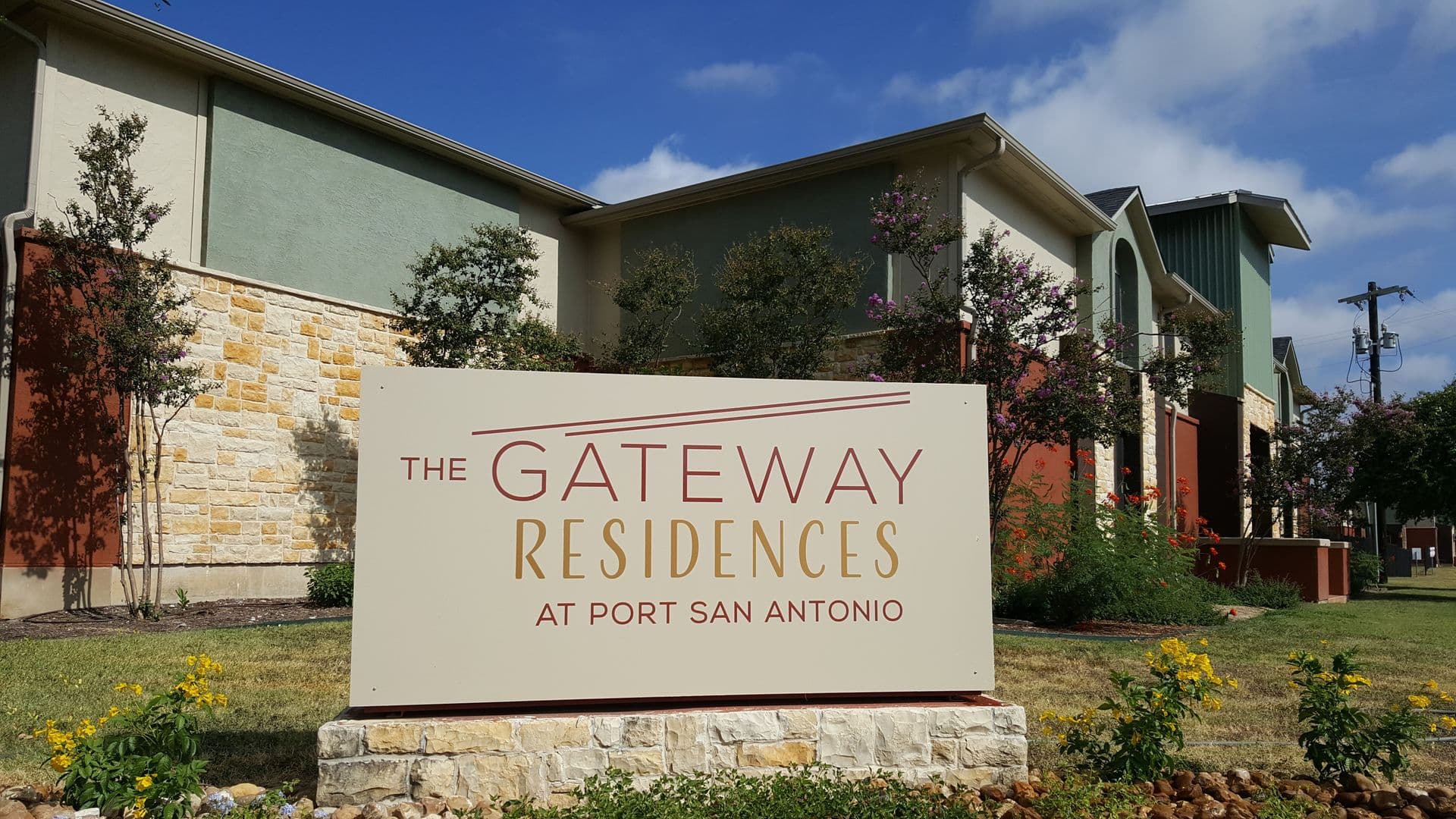 San Antonio Apartment: 535 Billy Mitchell Blvd
