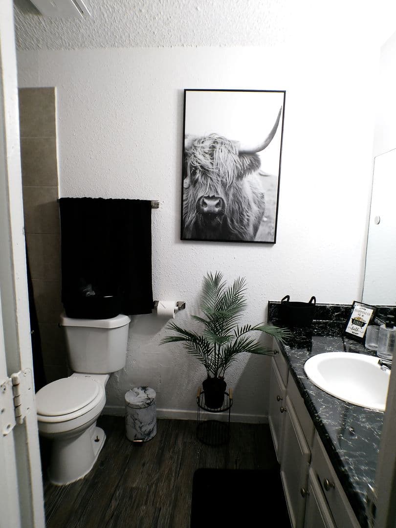 Dallas Apartment: 11511 Ferguson Rd