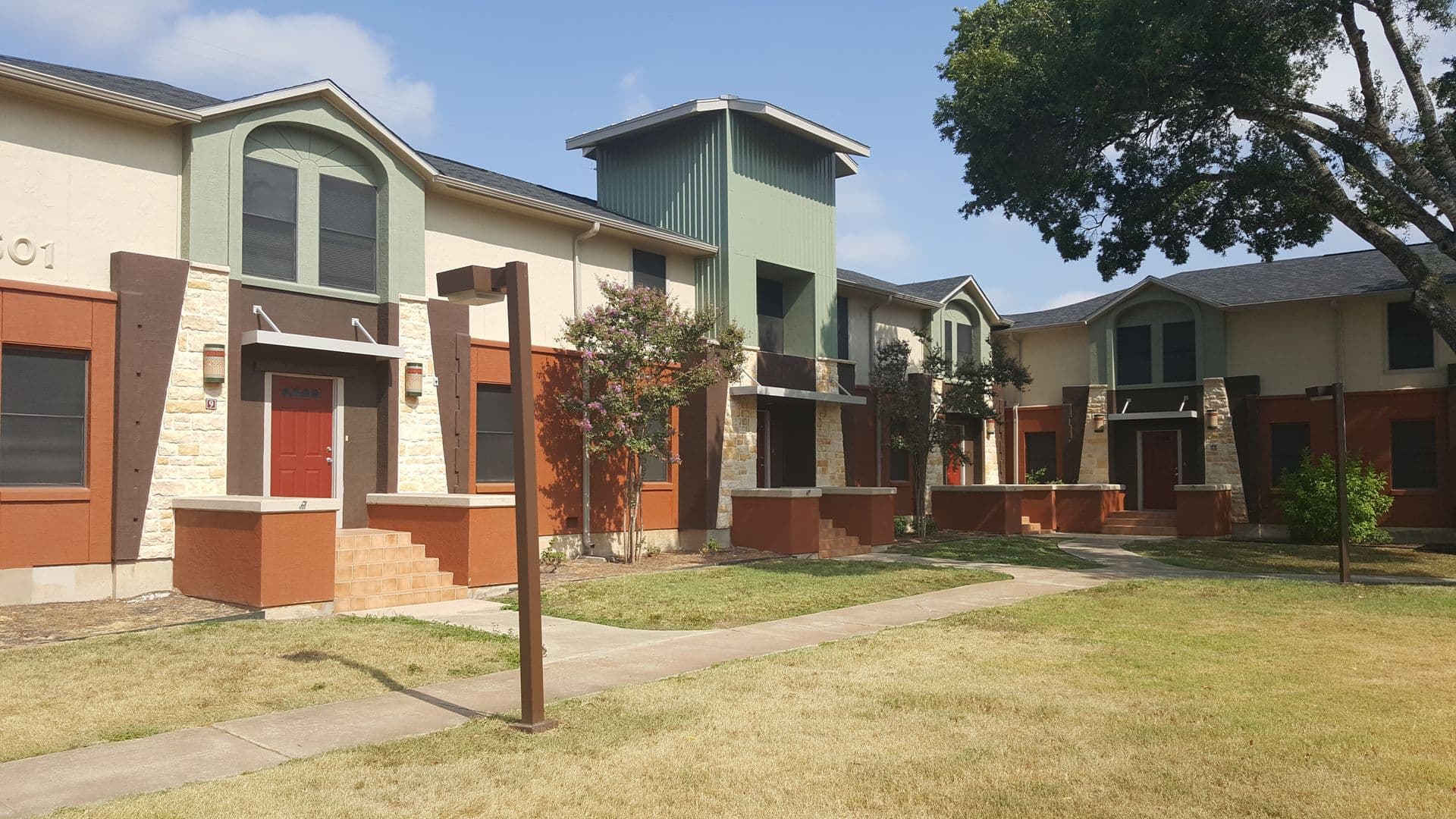 San Antonio Apartment: 535 Billy Mitchell Blvd