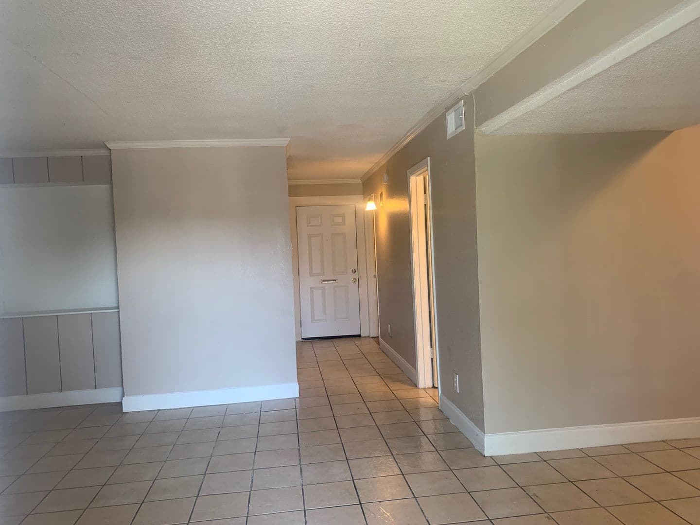 Dallas Apartment: 9874 Dale Crest Dr