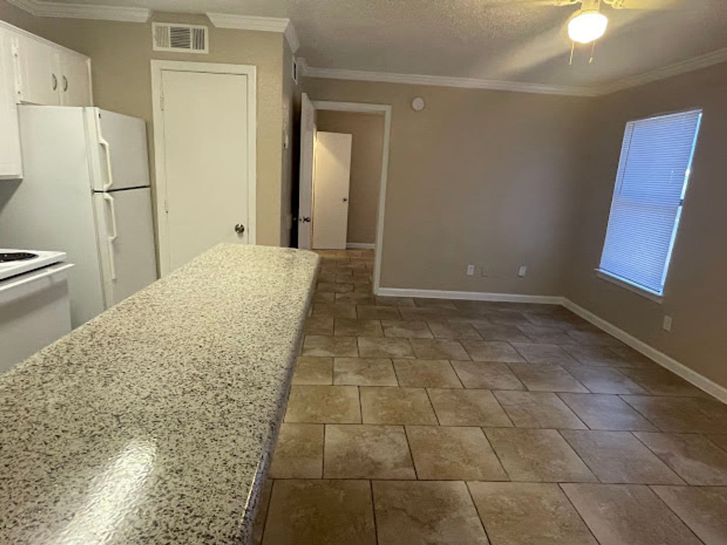 Dallas Apartment: 2722 S Buckner Blvd