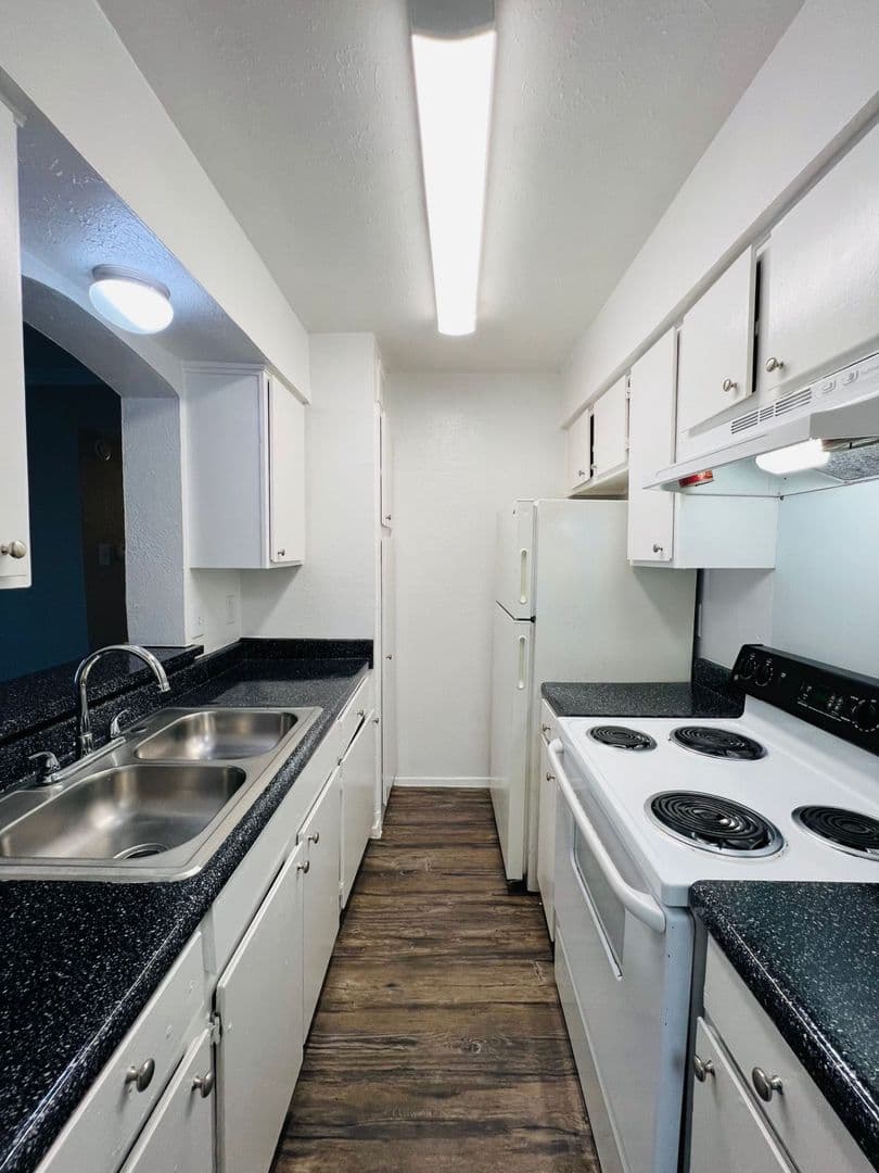 Mesquite Apartment: 2735 US 80 Frontage Road