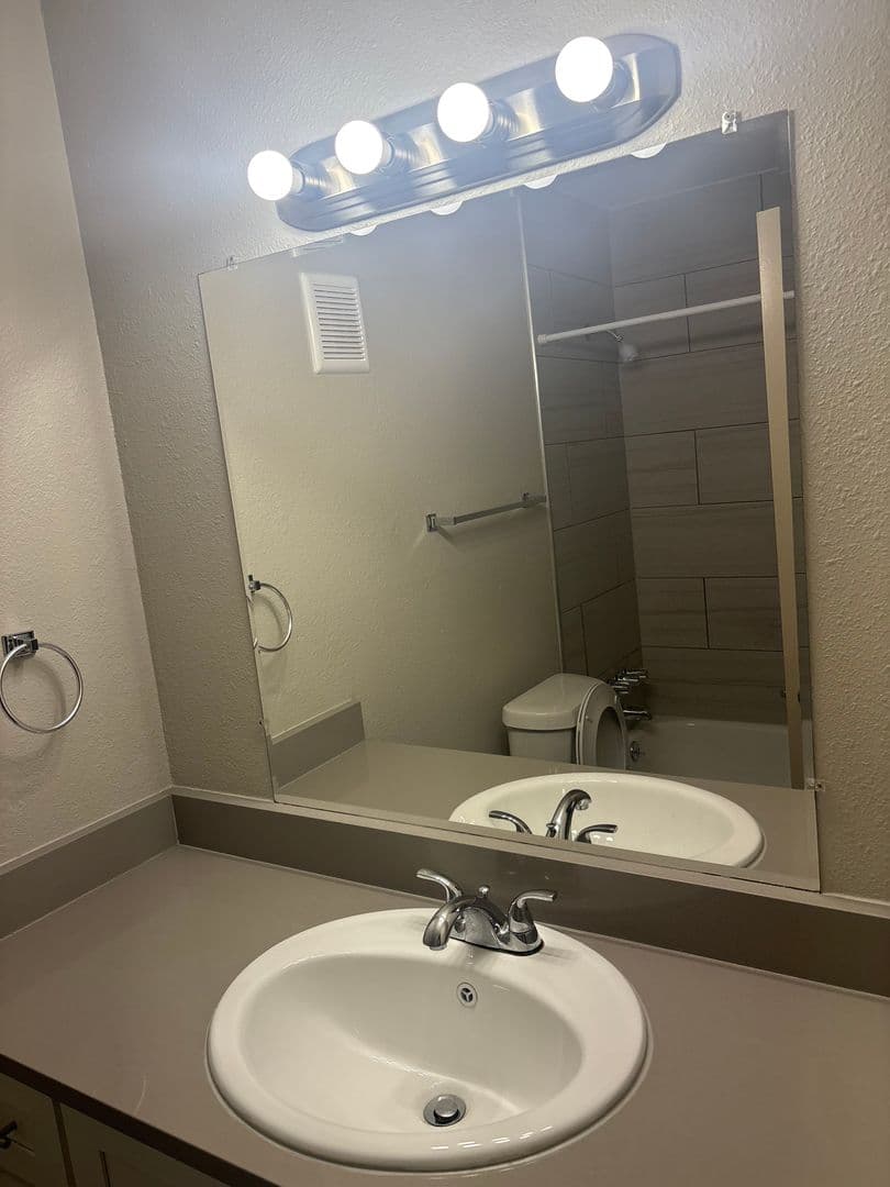 Dallas Apartment: 3514 Nogales Dr