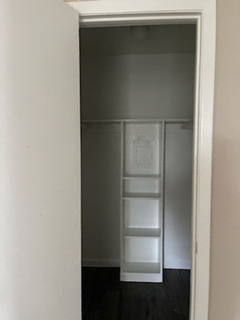 Dallas Apartment: 8039 Chariot Dr