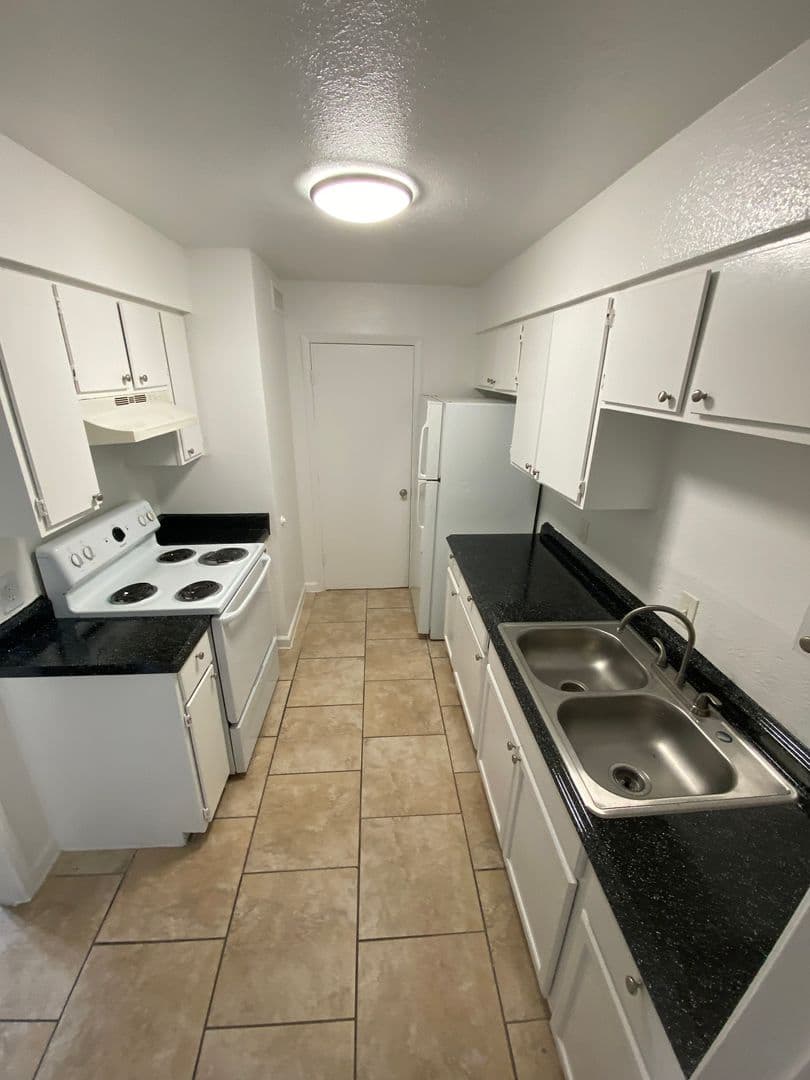Dallas Apartment: 8039 Chariot Dr