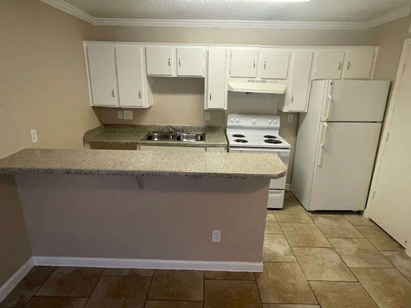 Dallas Apartment: 2722 S Buckner Blvd