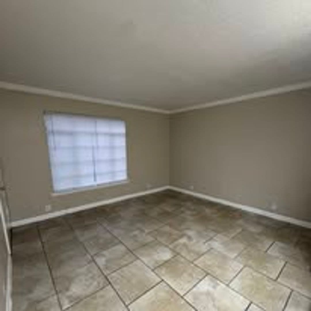 Dallas Apartment: 7303 Ferguson Rd