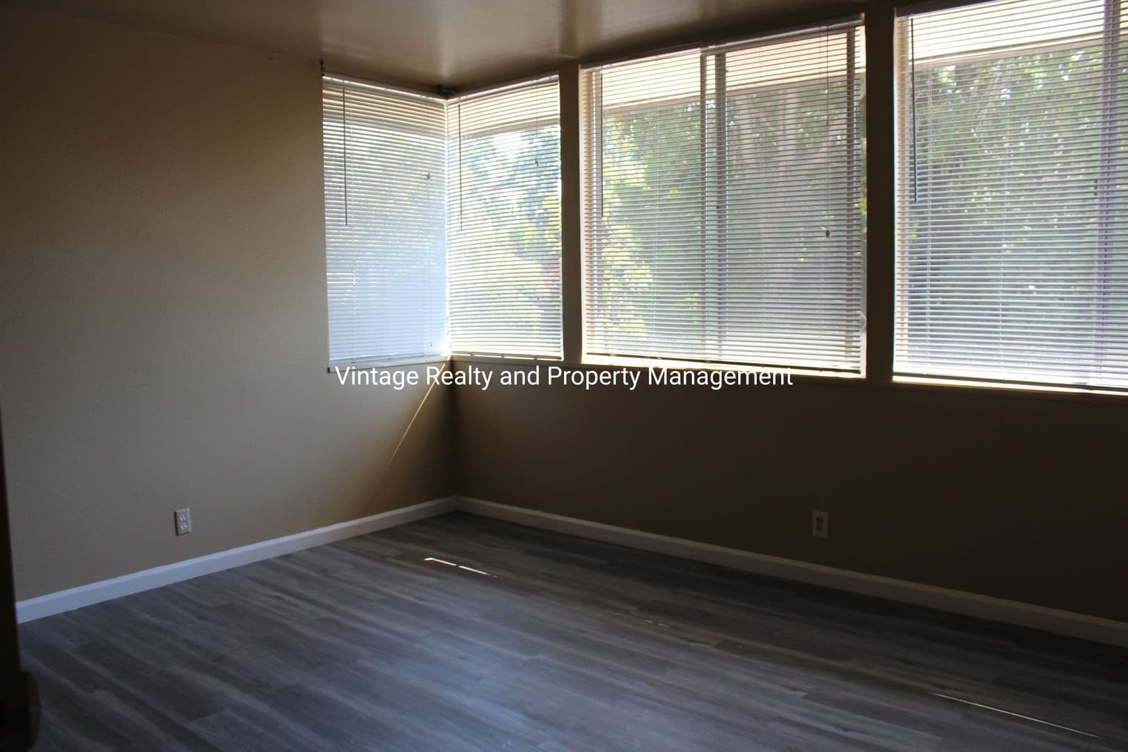 Stockton Apartment: 248 W Knoles Way