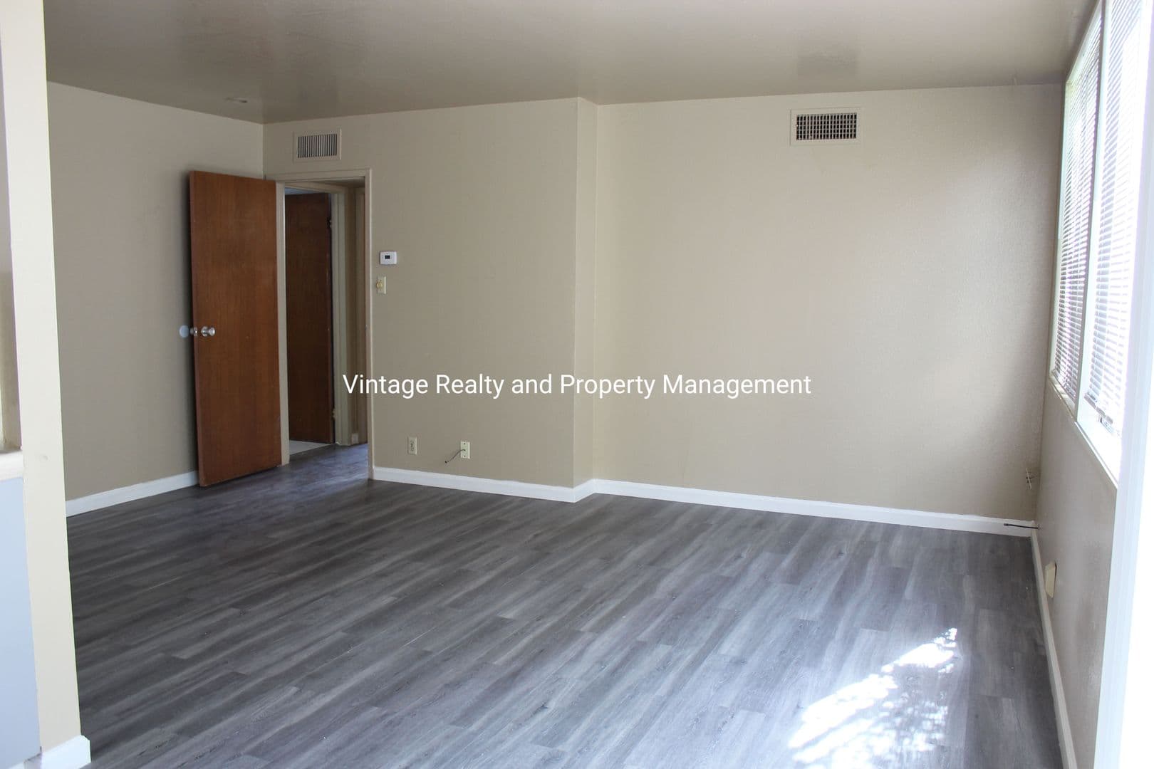 Stockton Apartment: 248 W Knoles Way