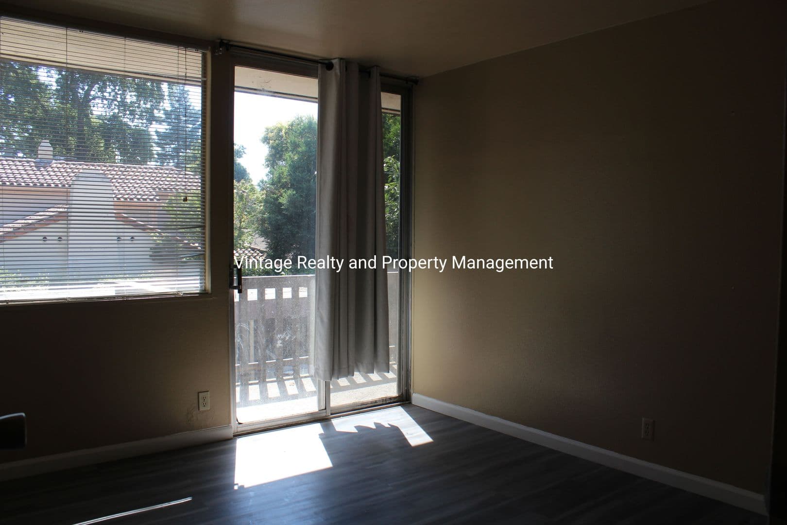 Stockton Apartment: 248 W Knoles Way